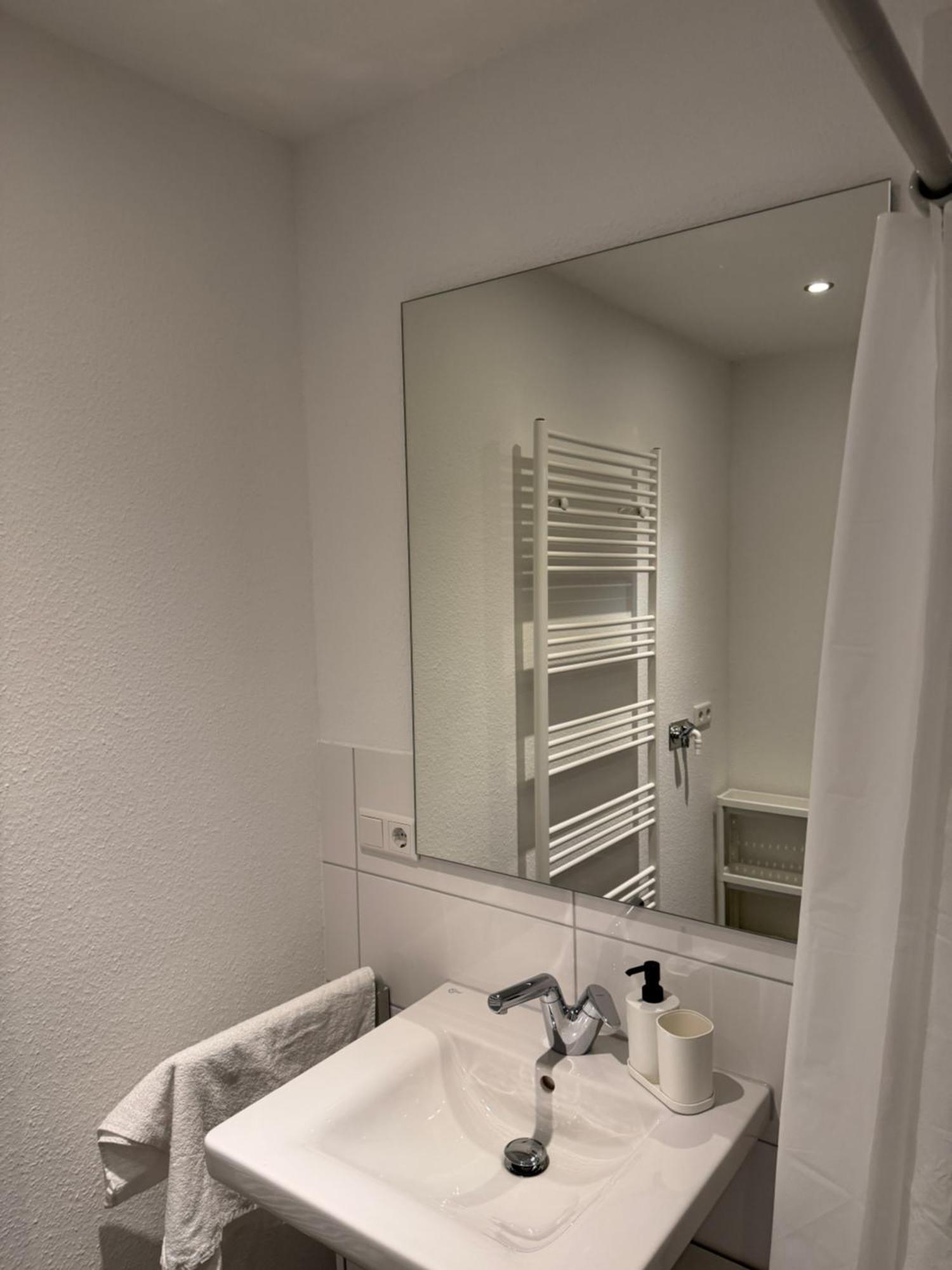 Barrierefreie Wohnung Im Herzen Der Stadt Mit Parkplatz, Wifi Und Tv - Emma Werne Exterior photo